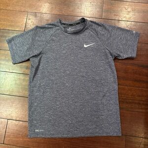 Nike Swim Shirt Mens Blue Gray Dri-Fit Short Sleeve UPF 40+ Tee Small